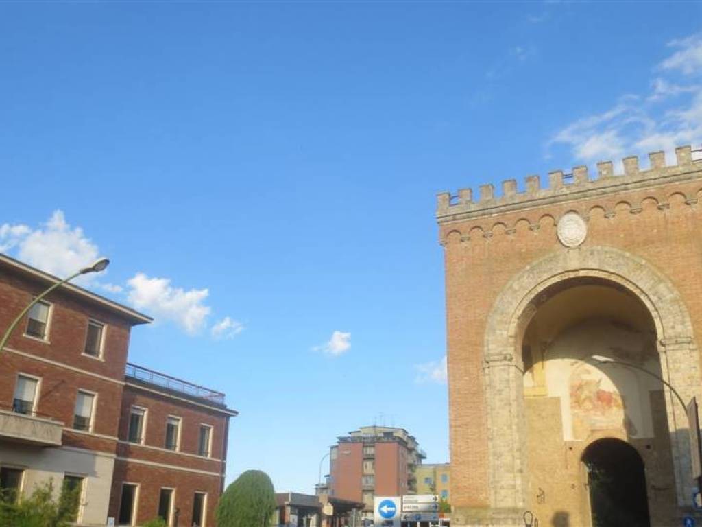 negozio in vendita a Siena
