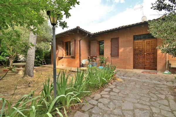 appartamento in vendita a Siena in zona Coroncina