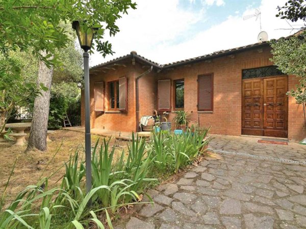 appartamento in vendita a Siena in zona Taverne d'Arbia