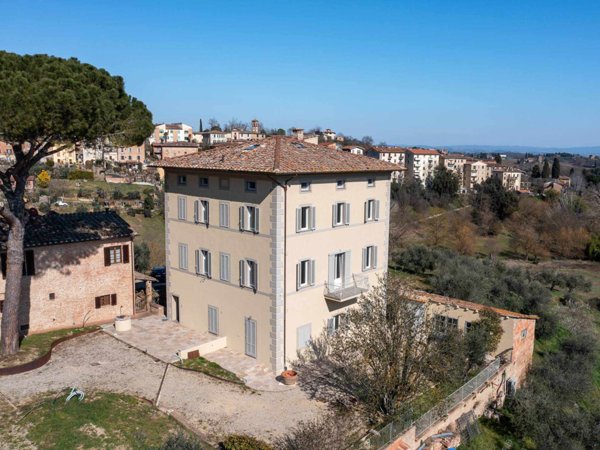 casa indipendente in vendita a Siena in zona Centro Città