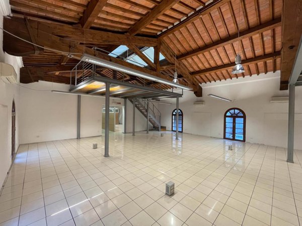 ufficio in vendita a Siena in zona Centro Città