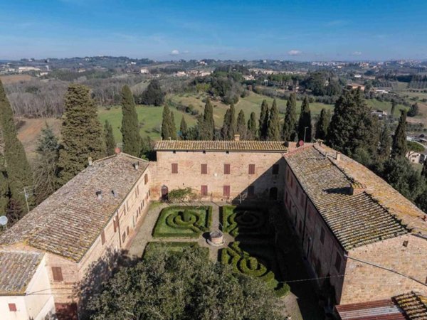 casa indipendente in vendita a Siena in zona Montalbuccio