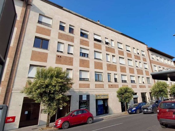 ufficio in vendita a Siena