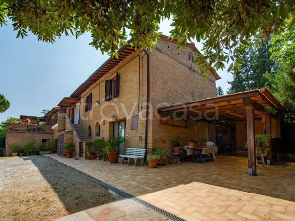 casa indipendente in vendita a Siena in zona Costalpino