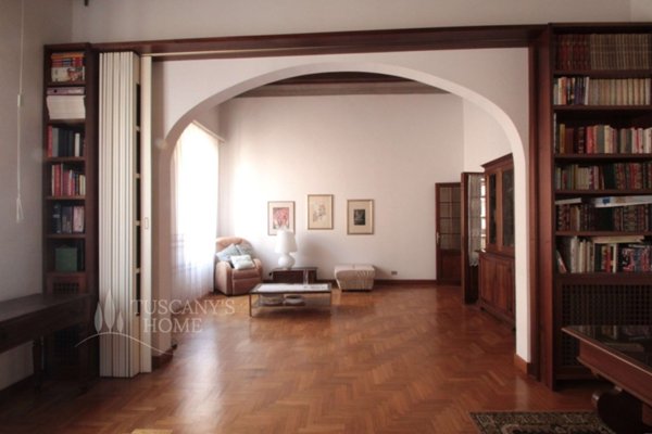 casa indipendente in vendita a Siena in zona Centro Città