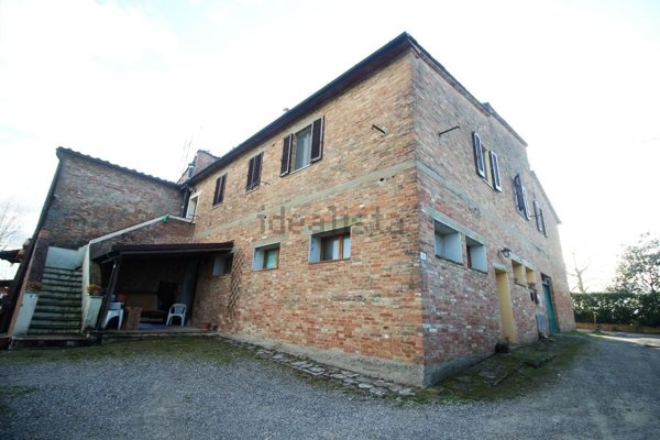 casa indipendente in vendita a Siena in zona San'Andrea a Montecchio