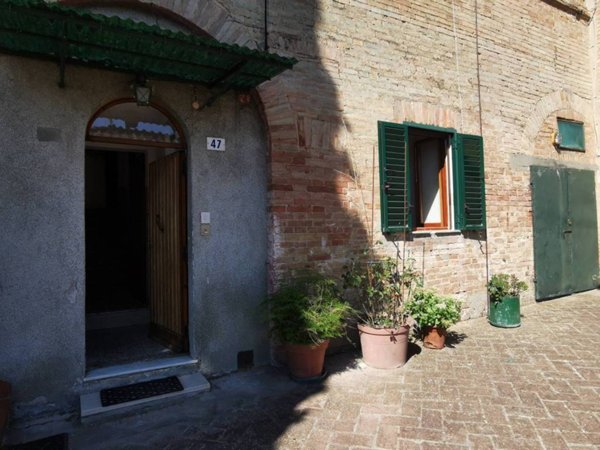 appartamento in vendita a Siena in zona Coroncina