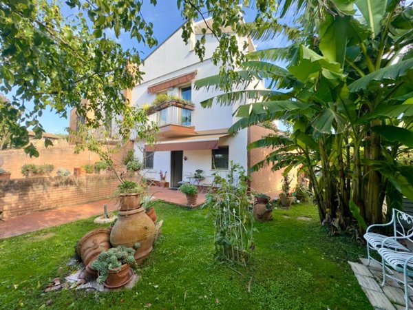 casa indipendente in vendita a Siena in zona San Miniato
