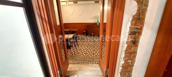 negozio in vendita a Siena