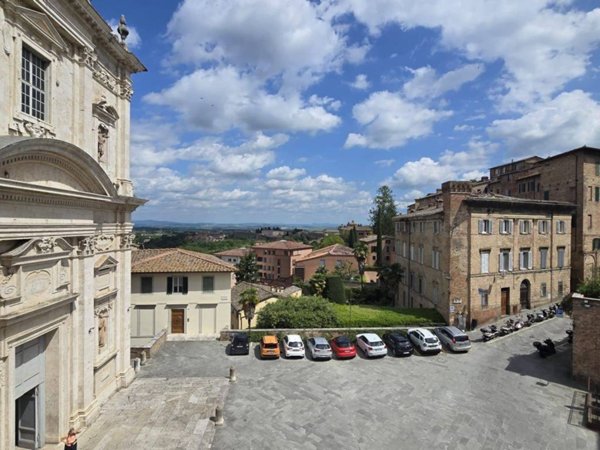 appartamento in vendita a Siena in zona Centro Città
