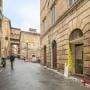 negozio in vendita a Siena in zona Centro Città