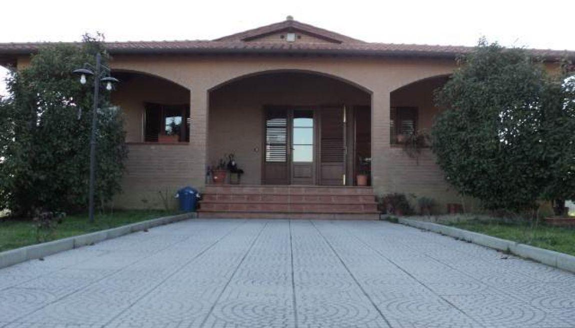 casa indipendente in vendita a Siena in zona Centro Città