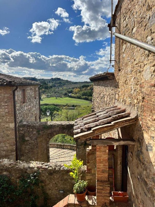 appartamento in vendita a Siena in zona Monteliscai