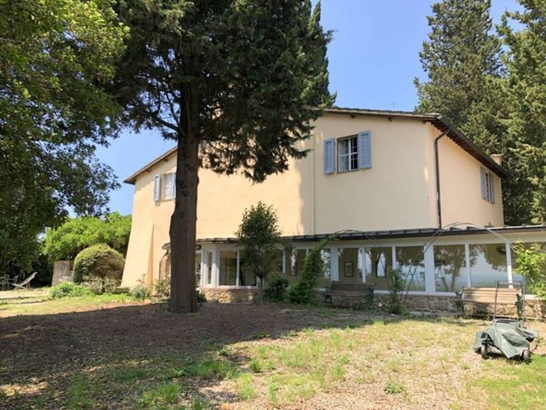 casa indipendente in vendita a Siena in zona Centro Città