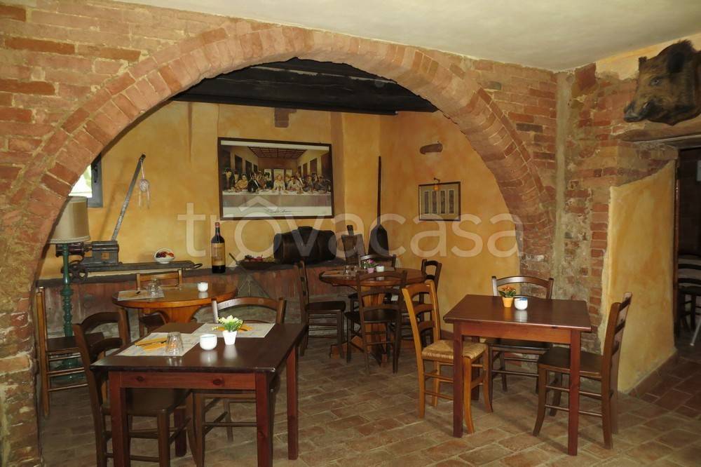 casa indipendente in vendita a Siena in zona Ginestreto