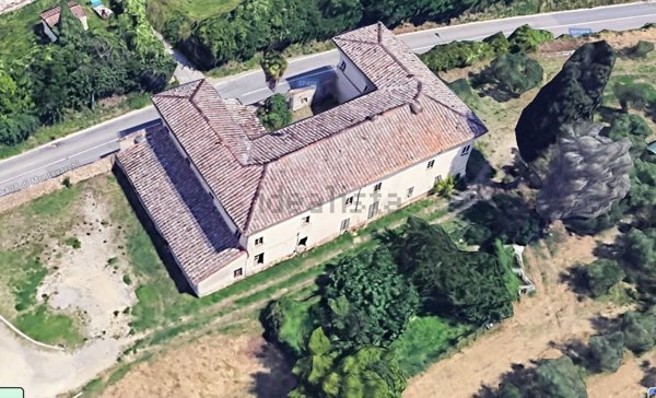 casa indipendente in vendita a Siena in zona Monteliscai