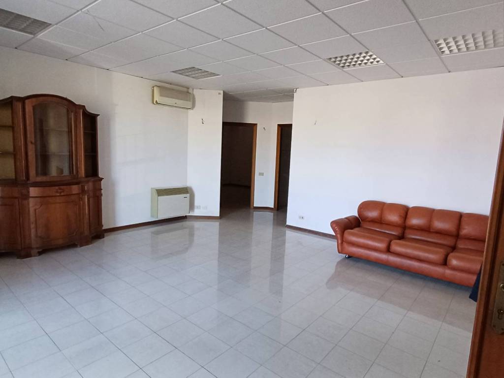 casa indipendente in vendita a Siena in zona Isola d'Arbia