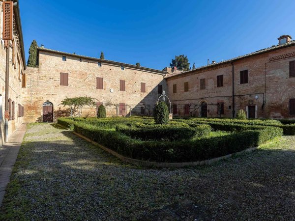 casale in vendita a Siena in zona San'Andrea a Montecchio
