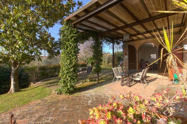 casale in vendita a Siena