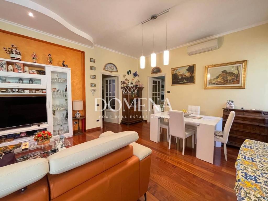 casa indipendente in vendita a Siena in zona Centro Città