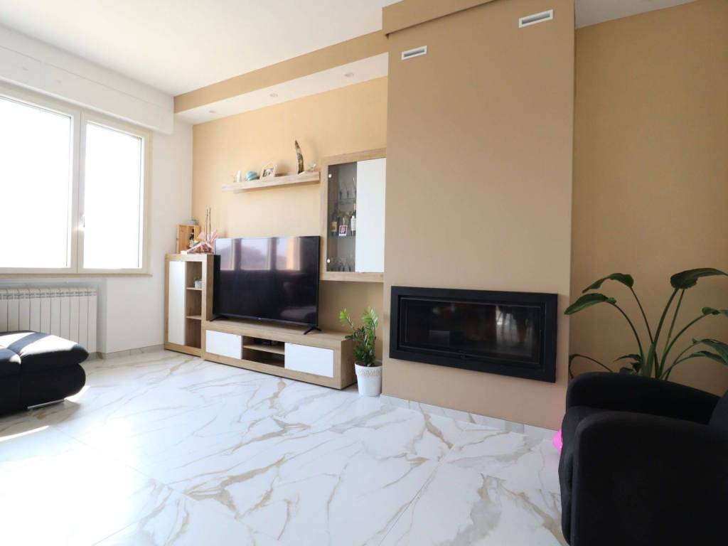 appartamento in vendita a Siena in zona Monteliscai