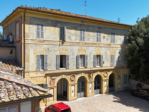 villa in vendita a Siena in zona Montalbuccio