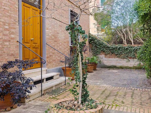 appartamento in vendita a Siena in zona Centro Città