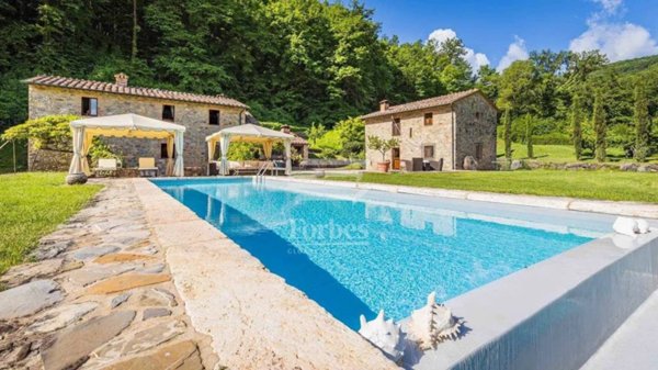 casa indipendente in vendita a Siena in zona Centro Città