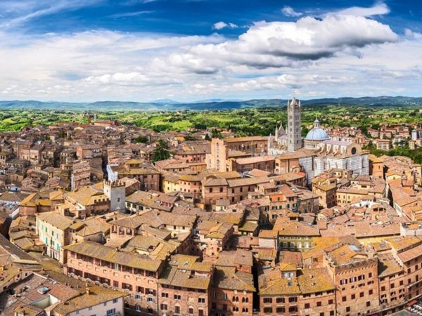 intera palazzina in vendita a Siena in zona San Miniato