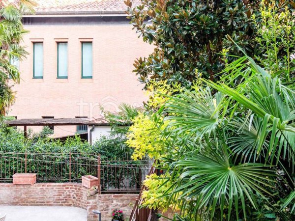 appartamento in vendita a Siena in zona Centro Città