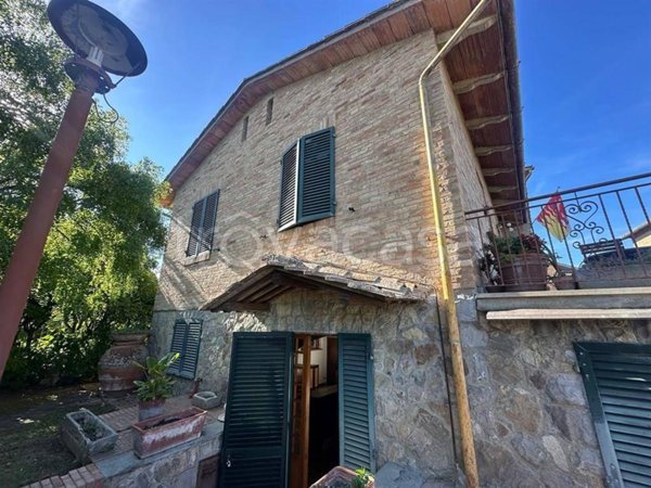 casa indipendente in vendita a Siena in zona Centro Città