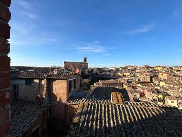 appartamento in vendita a Siena in zona Centro Città