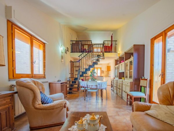 appartamento in vendita a Siena in zona Le Tolfe