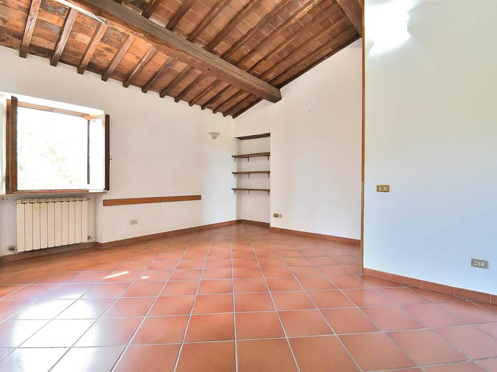 appartamento in vendita a Siena in zona Santa Regina