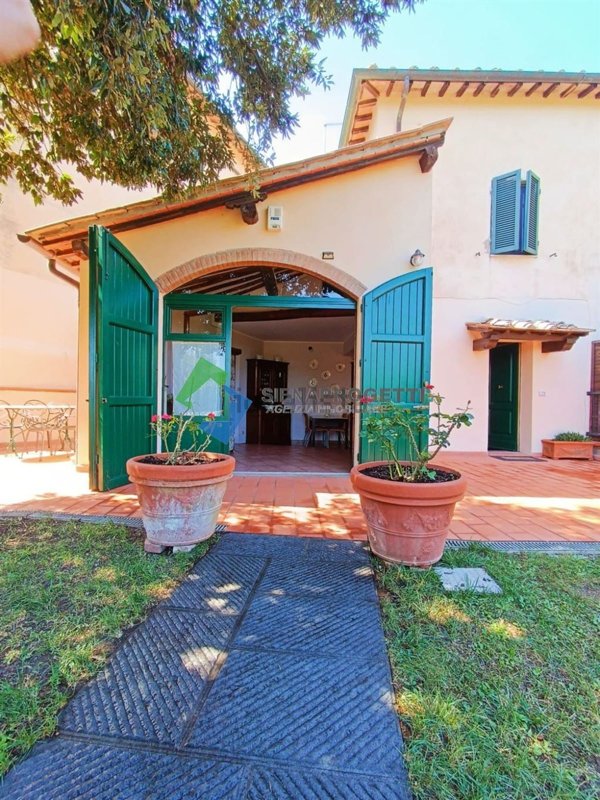 appartamento in vendita a Siena in zona Costafabbri