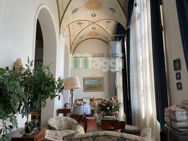 casa indipendente in vendita a Siena in zona Centro Città