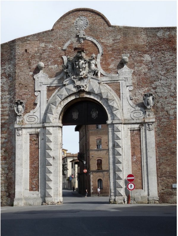 negozio in vendita a Siena in zona Centro Città