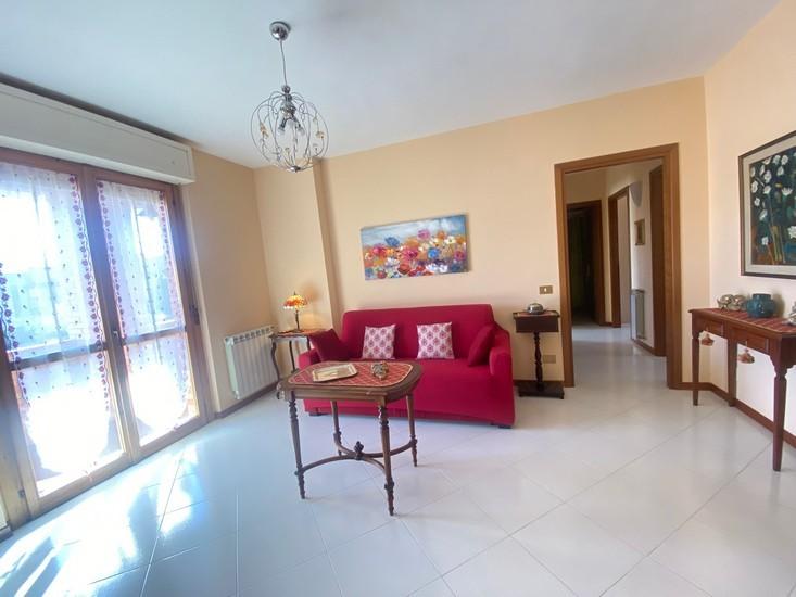 casa indipendente in vendita a Siena in zona Centro Città