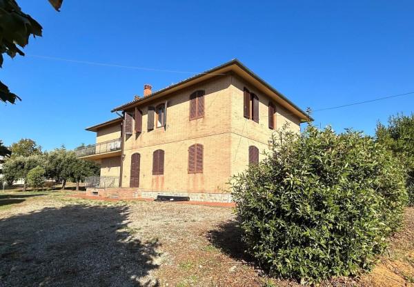 casa indipendente in vendita a Siena in zona Coroncina