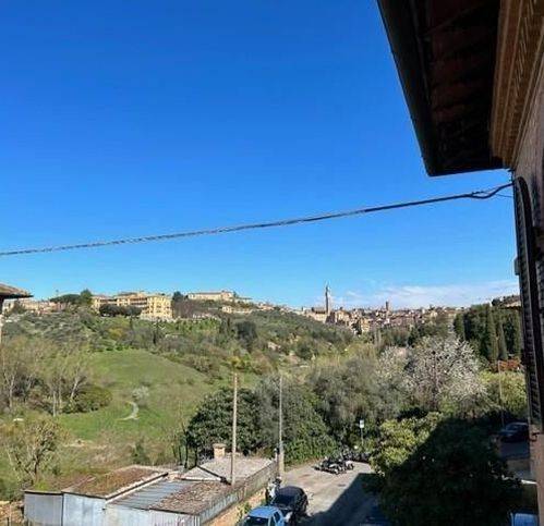 appartamento in vendita a Siena in zona Valli