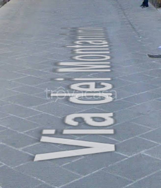 negozio in vendita a Siena in zona Centro Città