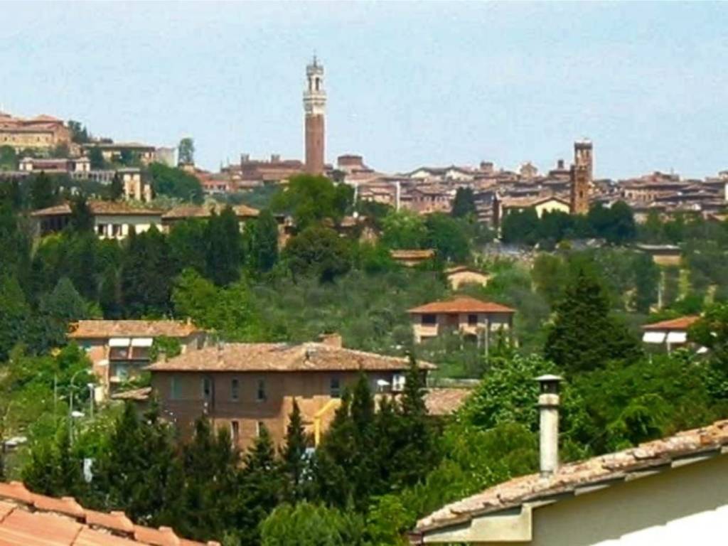 appartamento in vendita a Siena in zona Coroncina