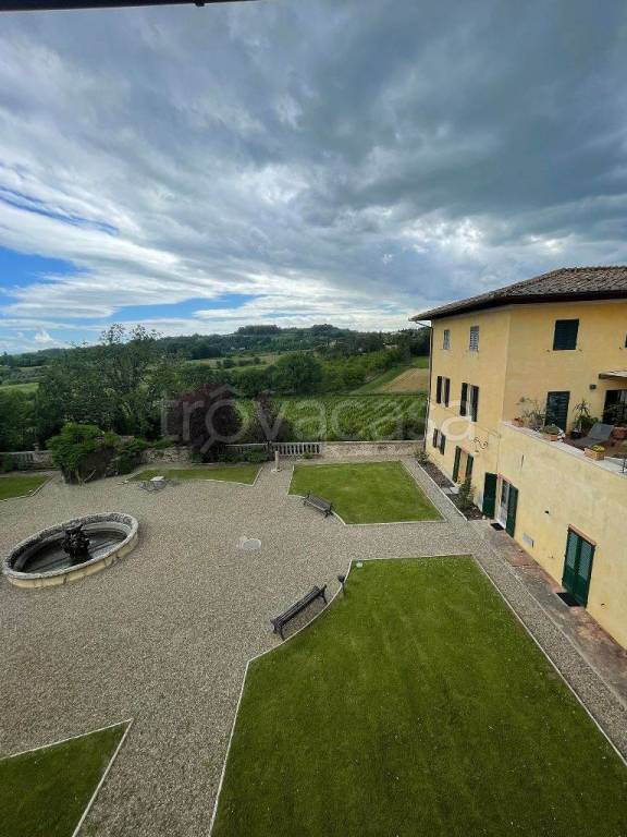 appartamento in vendita a Siena in zona Monteliscai