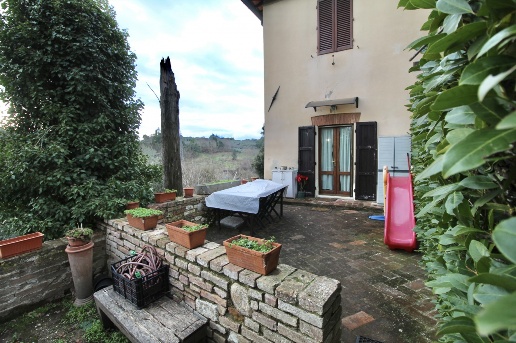 appartamento in vendita a Siena in zona Montalbuccio