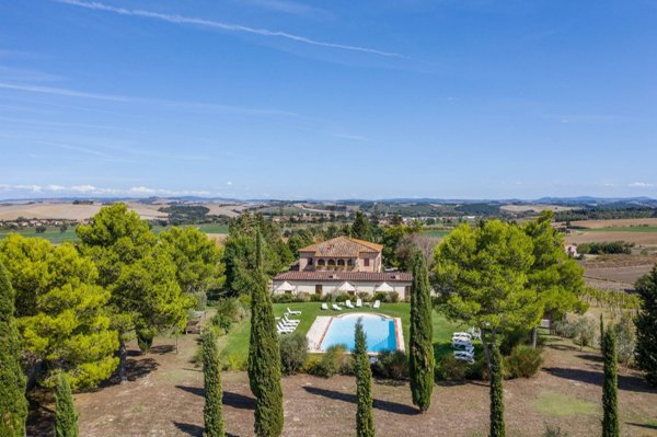 casa indipendente in vendita a Siena
