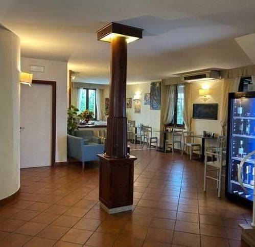 negozio in vendita a Siena in zona Centro Città