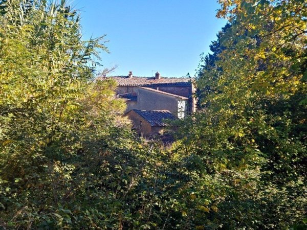 casa indipendente in vendita a Siena