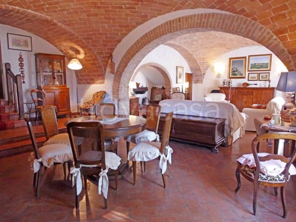 casa indipendente in vendita a Siena in zona Montalbuccio