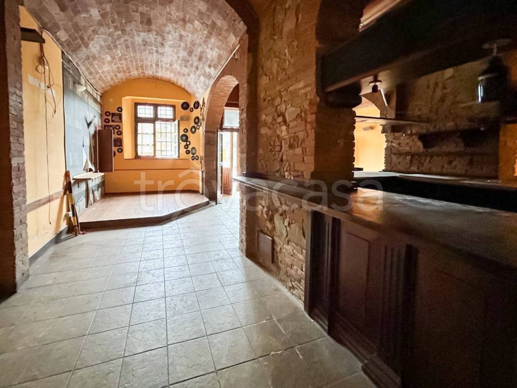 negozio in vendita a Siena in zona Centro Città