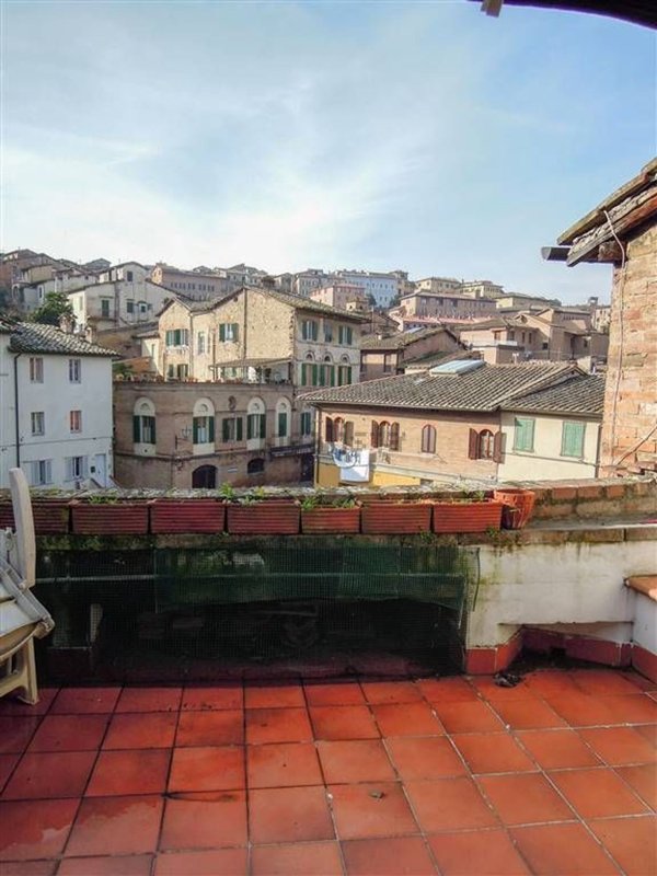 appartamento in vendita a Siena in zona Centro Città